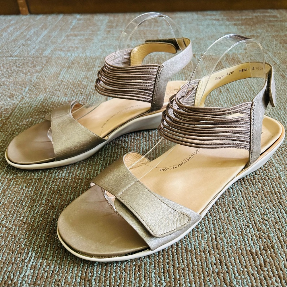 Ziera Greige Taupe Gayle Adjustable Straps Low Wedge Sandals, size 11.5 42 M